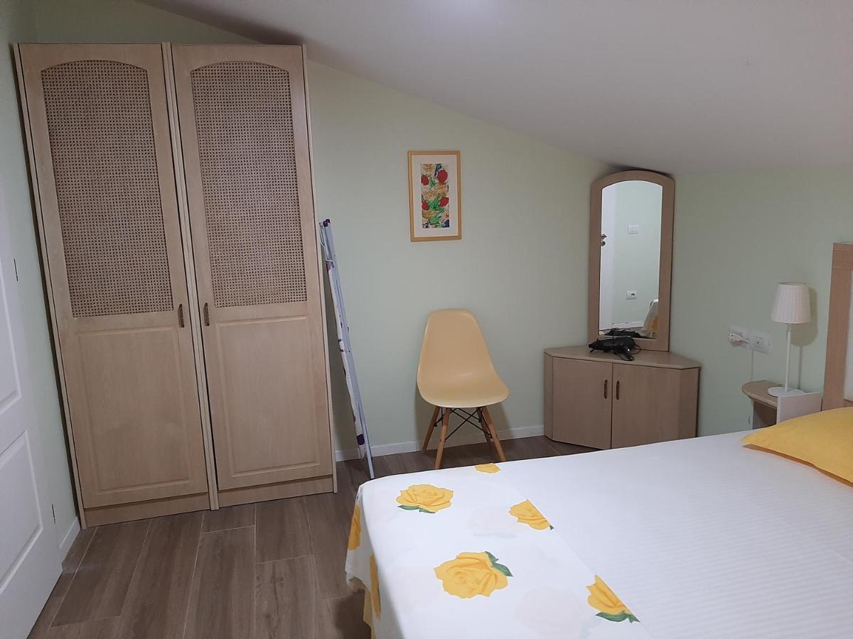 Villa Leyland Golem  Bagian luar foto