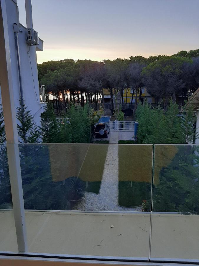 Villa Leyland Golem  Bagian luar foto