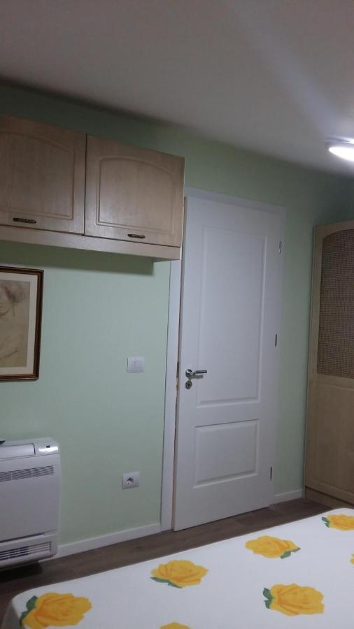Villa Leyland Golem  Bagian luar foto